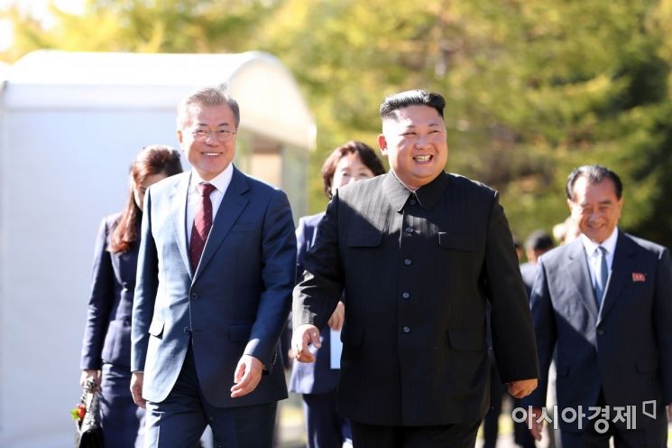추석밥상 이슈 전쟁…사실상 '완패'한 한국당