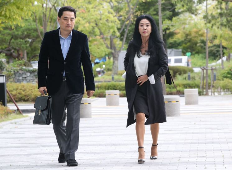 김부선, 이재명 지사에 3억 손해배상 소송…“승소하면 미혼모에 기부”