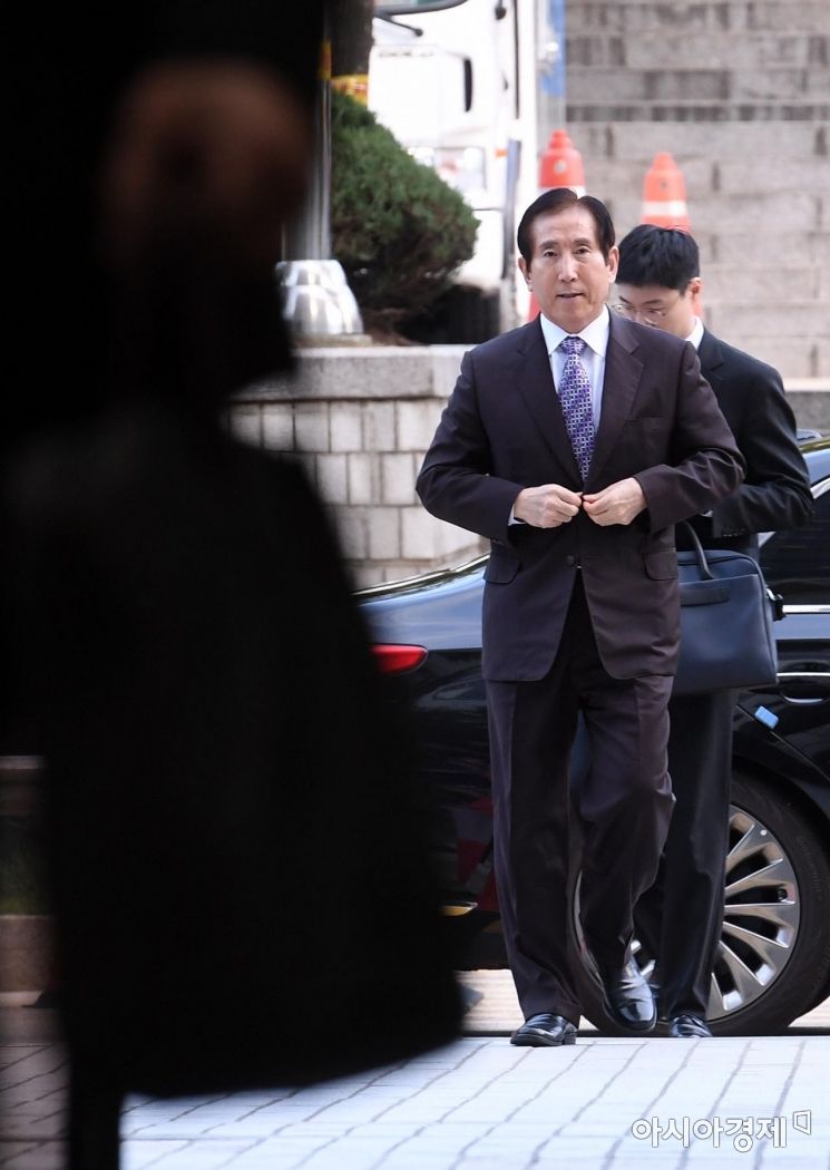 [포토] 법원 향하는 조현오 전 경찰청장