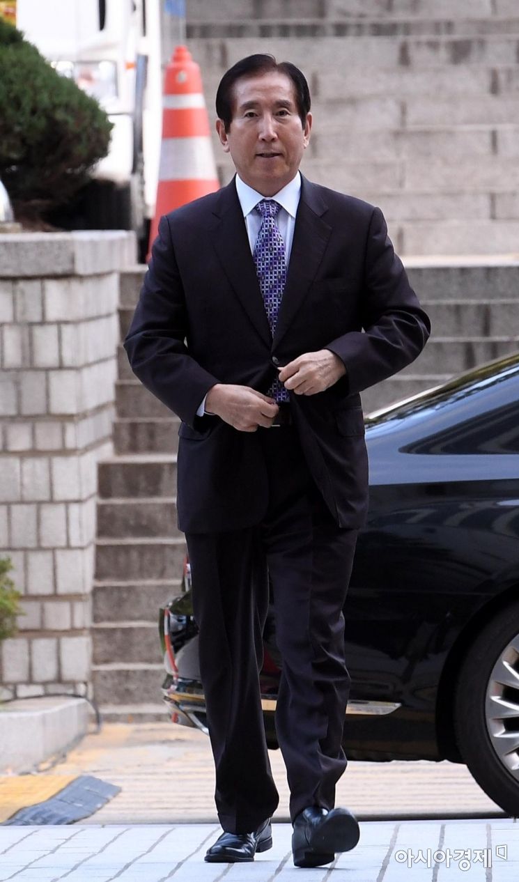 [포토] 법원 향하는 조현오 전 청장