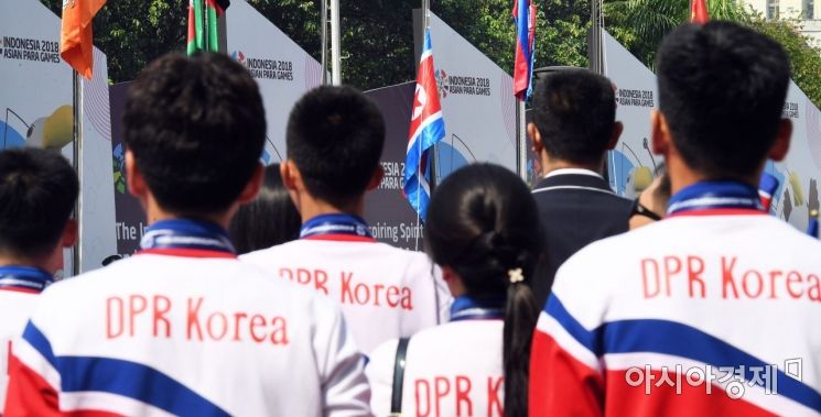 [포토]자카르타에 북한 인공기 게양