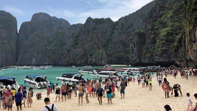 '생태계 훼손 심각' 태국 피피섬 결국 무기한 폐쇄