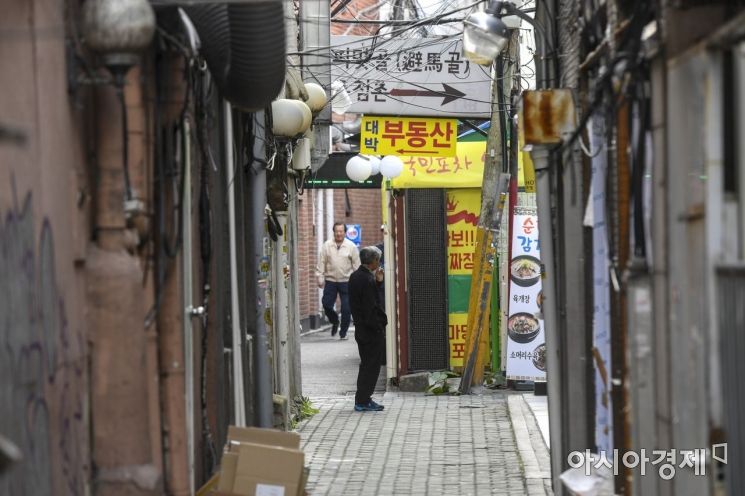 서울 종로구 인사동 문화의 거리와 연결된 피맛골 주점거리./사진=강진형 기자aymsdream@