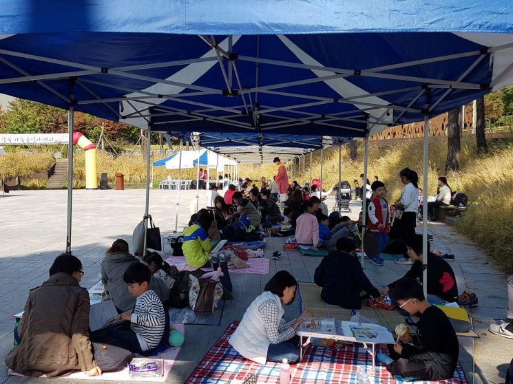 제12회 강북 가족 글짓기 대회 참가자 모집