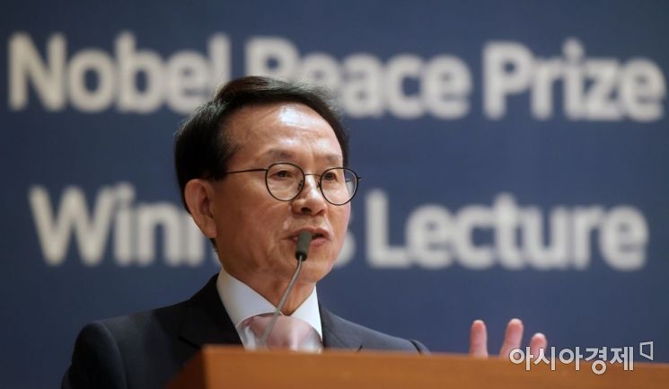 [포토]발언하는 민병철 선플운동본부 이사장