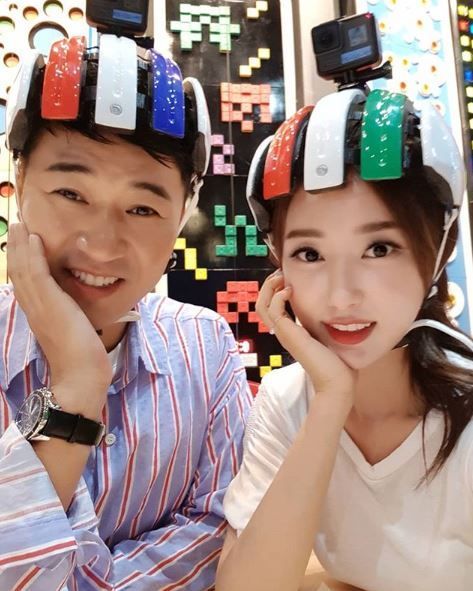 ‘연애의 맛’ 김종민♥황미나, 다정한 커플 셀카 공개…“따라쟁이”