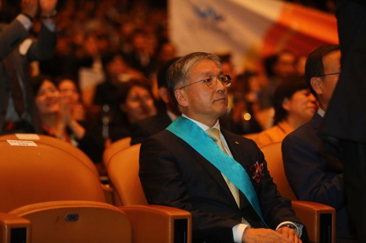 [사람人]함영준 오뚜기 회장의 식품보국 외길…"왜 갓뚜기가 됐을까"