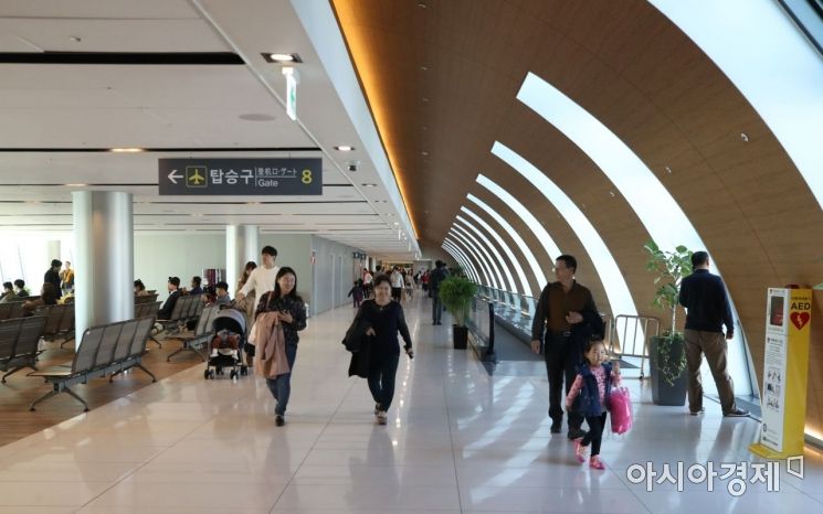 [포토] 새롭게 변한 김포공항 국내선 출국장
