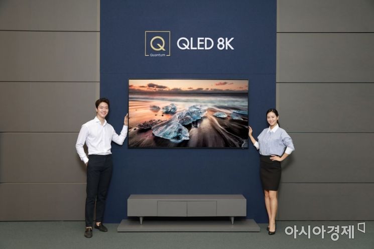 삼성 8K QLED TV 한국 출시..."미국대비 1000만원 비싸"(종합)