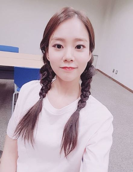가수 한승연이 SNS를 통해 새 머리 스타일을 공개했다. / 사진=한승연 인스타그램 캡처