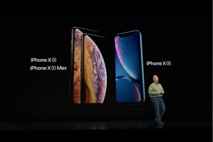 애플 부사장 "아이폰XR, 보급형 아냐…XS처럼 최고의 폰"