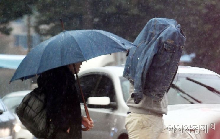 [포토] '우산 없어도 괜찮아'