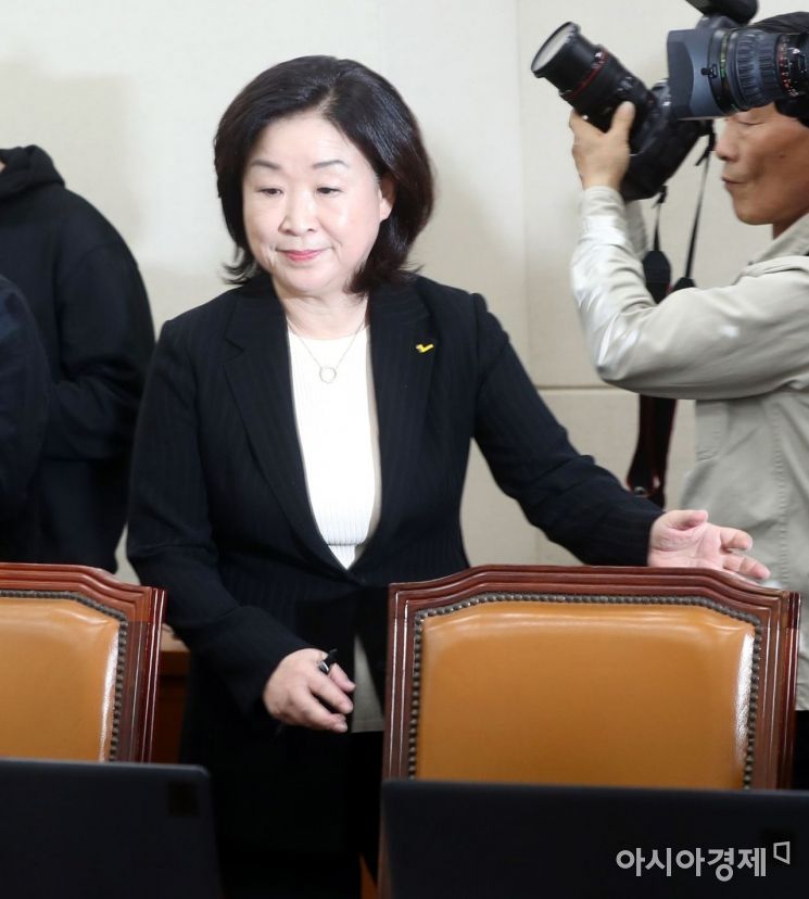 [포토] 회의 참석하는 심상정 위원장