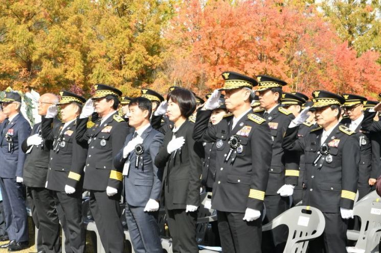 순직 소방공무원 추모식, 26일 국립대전현충원에서 거행