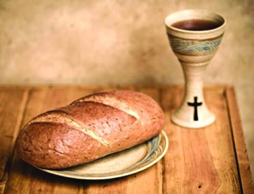 빵과 포도주는 카톨릭 교회의 성찬예식에 없어선 안될 중요한 성물로 여겨져서 중세 유럽 사회는 포도의 생산량 변화에 매우 민감했다. 16세기 소빙기 현상으로 와인 생산량 및 생산시기가 급변했고, 이것이 종교개혁의 한 원인 중 하나로 작용하기도 했다.(사진=아시아경제DB)