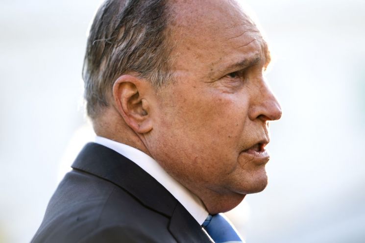 커들로 "경기침체 두려움 과장됐다…中, 애플 기술탈취 가능성"