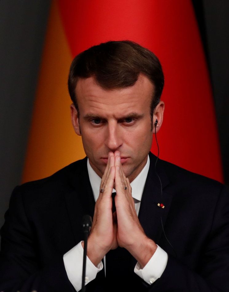 프랑스도 우향우…내년 EU선거 앞두고 마크롱 추월한 '극우' 르펜