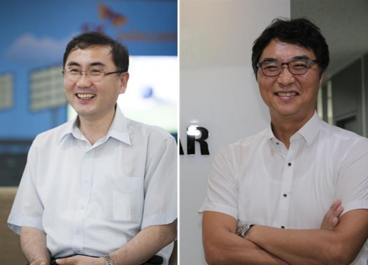 박성수 SK텔레콤 부장(왼쪽)과 김재환 네오크레마 대표