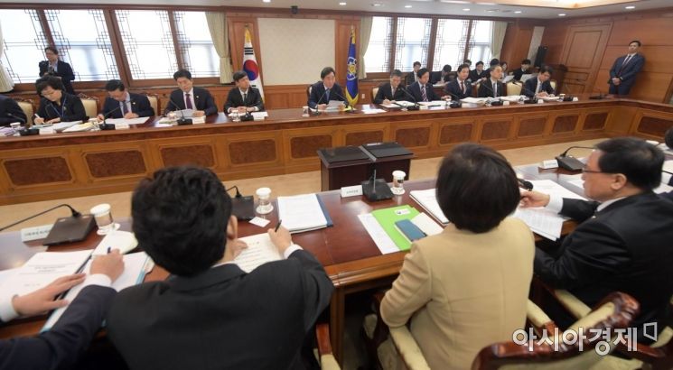 [포토]文 정부 첫 과학기술관계장관회의