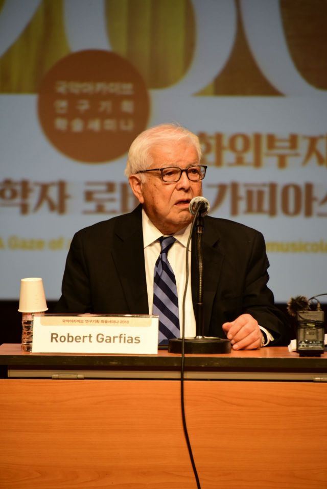 "우거지향과 함께 사라진 명창들 아쉬워..한국 놀라운 발전"