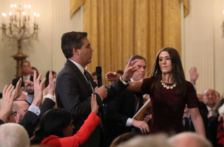 CNN, 트럼프와 소송…백악관 출입정지에 "언론자유 침해"