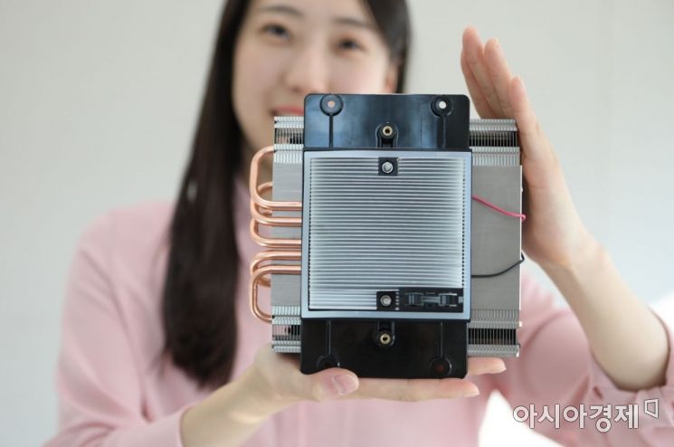 LG이노텍, 차세대 부품 '열전 반도체' 첫 양산...LG전자 협탁 냉장고에 공급
