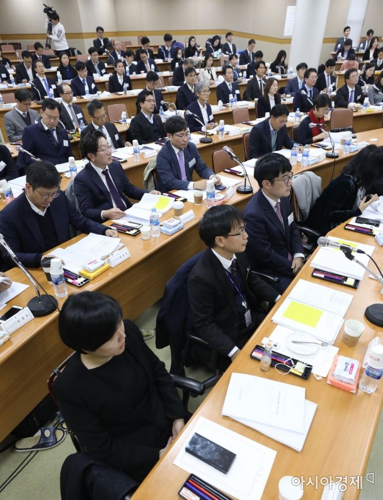 전국법관회의 “사법농단 연루 판사들, 탄핵소추 검토해야”(종합2보)
