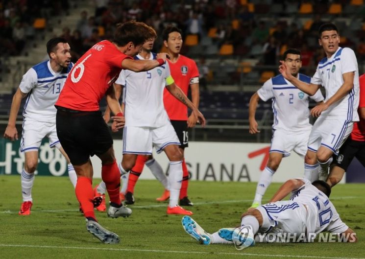 한국, 우즈베키스탄에 4-0 대승…네티즌 "벤투호 앞날 더욱 기대"