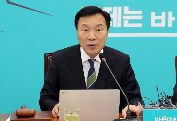 손학규 “민주당·한국당, 선거제 개혁 거부…단식하고 목숨 바칠 것”