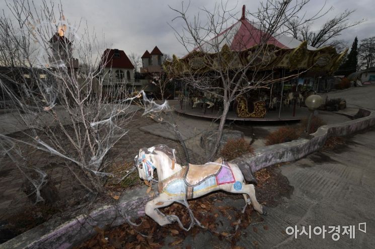 화려한 지난날을 떠올리면 지금은 한없이 초라하기 그지 없다. 하지만 그 세월이 이곳만의 독특한 분위기를 만들고 있다. /문호남 기자 munonam@