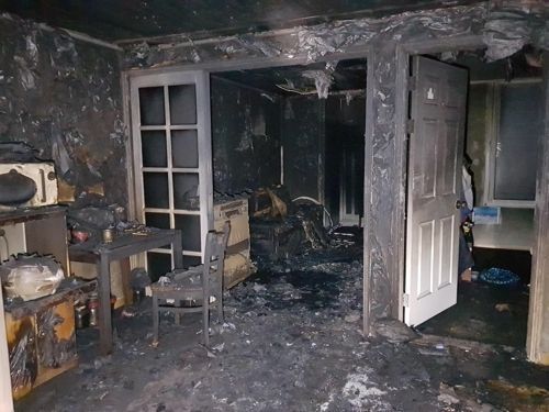 6일 충북 청주시 용암동의 한 아파트에서 화재가 발생했다./사진=청주동부소방서