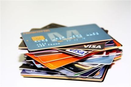 신용카드 5년만에 1억장 돌파…휴면카드 자동해지 규제 여파 벗어나