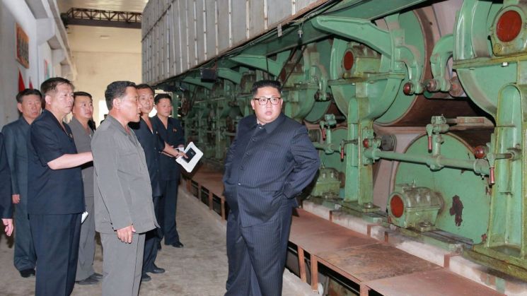 "경제발전" 외치지만 부정부패에 발목 잡힌 김정은