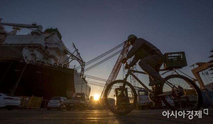 외국인근로자 1.6만명 고용허가신청 접수…"모범 사업장 우선 배정" 