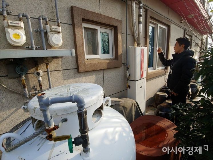 "제2의 강릉펜션 참사 막자"…펜션·민박에 CO경보기 의무화