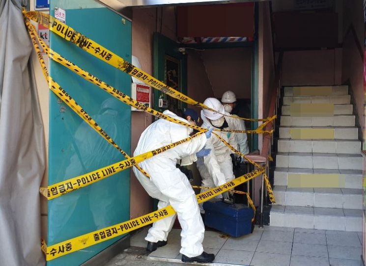 퇴폐 이용원 업주 살해 후 방화…20대 남성 검거