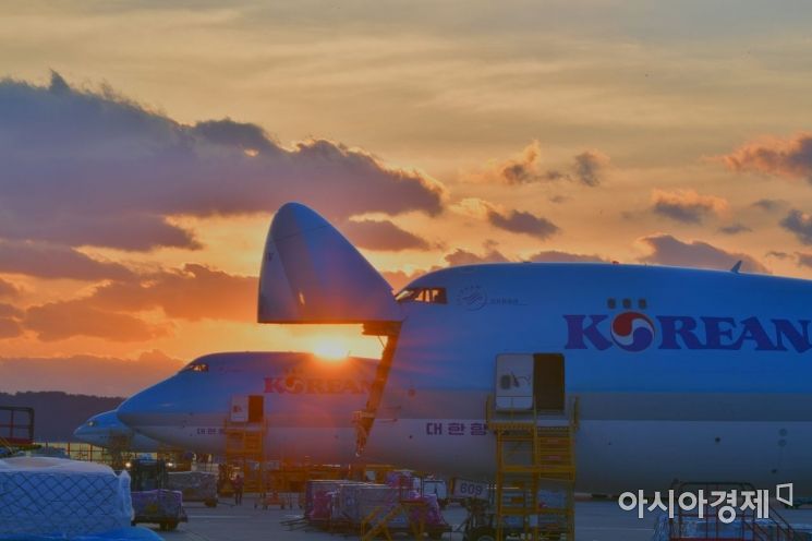 알리·테무 물량 여전…항공화물운임 올해 들어 최고치