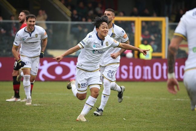 베로나 이승우, 시즌 '첫 골' 작렬…평점 7점