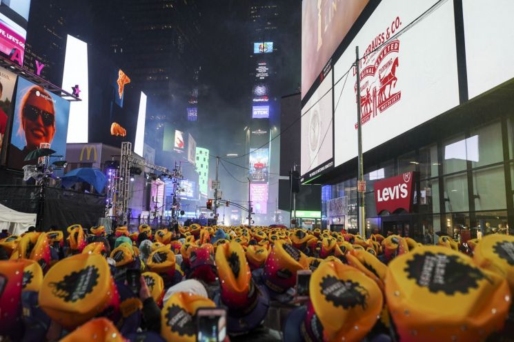 "빈 라덴 존경"…뉴욕 '타임스스퀘어 테러' 모의 20대 체포