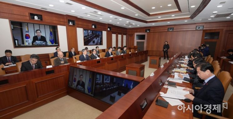 [포토]기해년 첫 국정현안점검조정회의