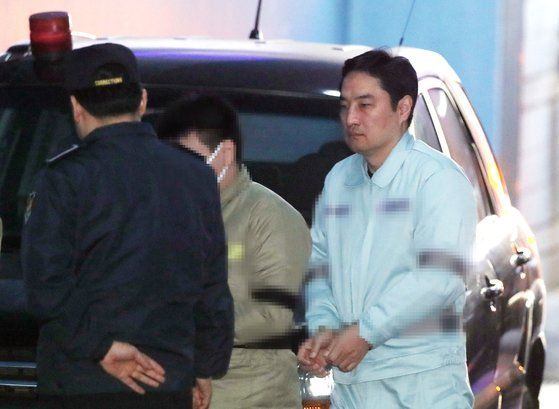 '사문서 위조' 강용석 "깊이 반성하지만 혐의 인정할 수 없다"