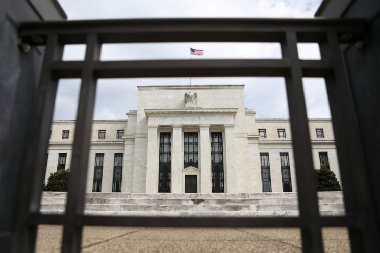 "백악관, 새 Fed 이사 후보 검토…최대 2명 지명 가능"