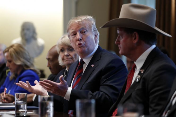 美정부 셧다운 장기화 조짐에 '코스피·코스닥' 하락