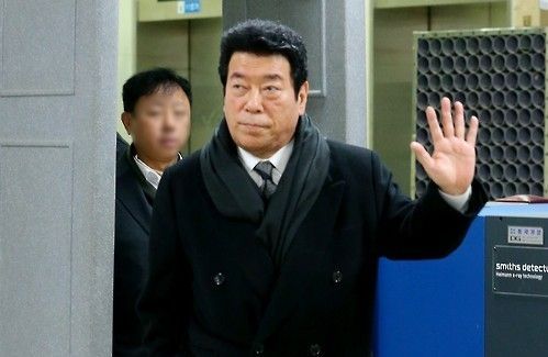 배우 김동현, 석방된 지 한 달 만에 사기 혐의로 피소