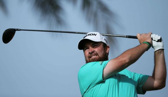 로리의 3타 차 선두 "와이어 투 와이어 우승?"