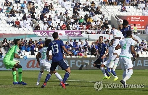 20일 열린 일본과 사우디아라비아의 아시안컵 16강전에서 일본은 전반 20분 도미야스의 헤딩으로 선제골을 득점했다/사진=AP연합뉴스