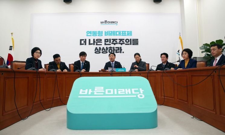 김관영 “與 '선거제도 개혁안' 무늬만 연동형 가짜 연동형”