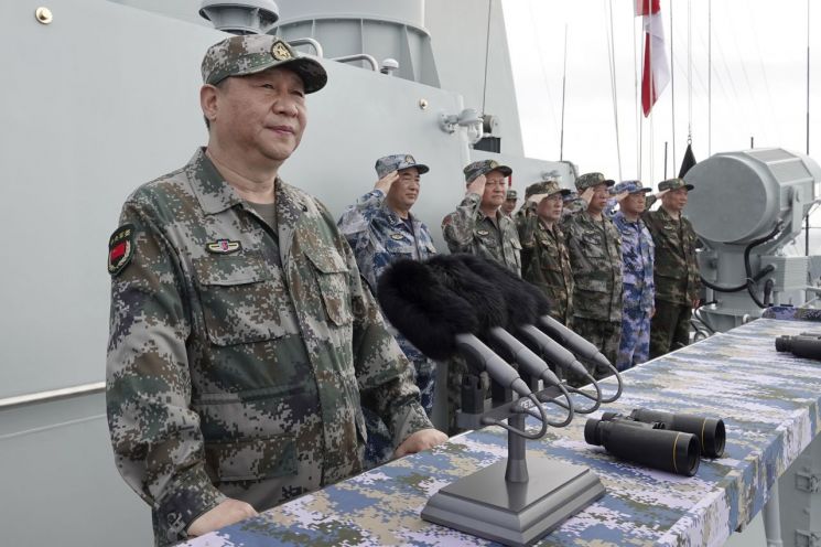 중국, 軍 현대화…육군 절반 이하로 줄이고 해·공군 등 확대