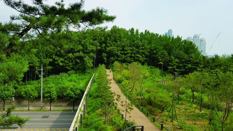 서울시, 4년 걸쳐 ‘테마산책길’ 150개소 발굴…책으로 발간