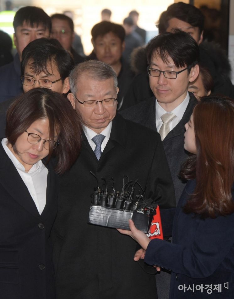 사법농단땐 안된다더니 버닝썬 수사땐 인권 침묵하는 법조계